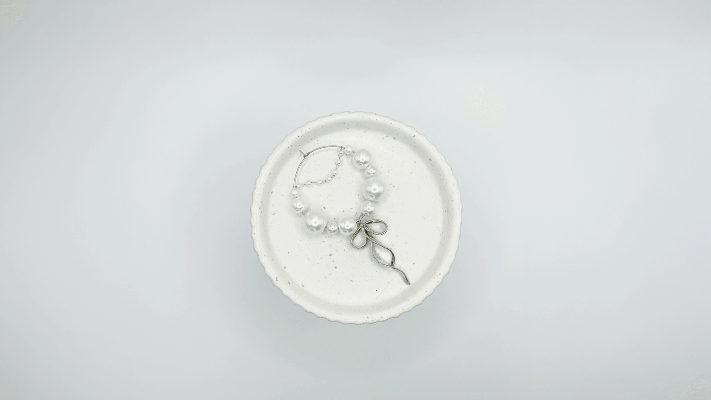 Hoops of Pearls with Bowknot